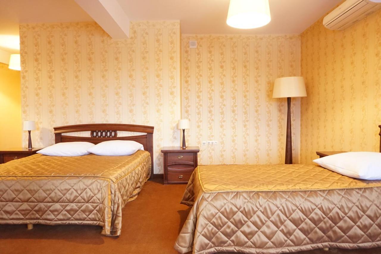 Hotel Mistral Marki  Eksteriør bilde